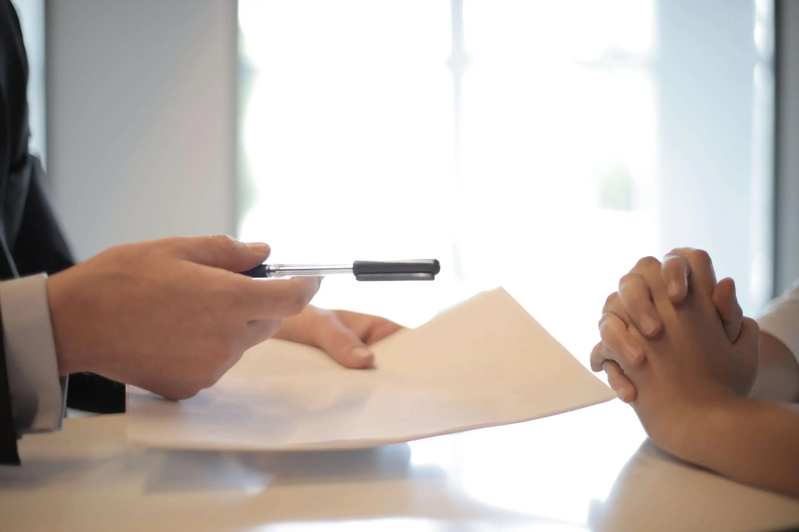 Notarios e hipotecas: ¿Cuántas veces hay que ir al notario antes de firmar la hipoteca?